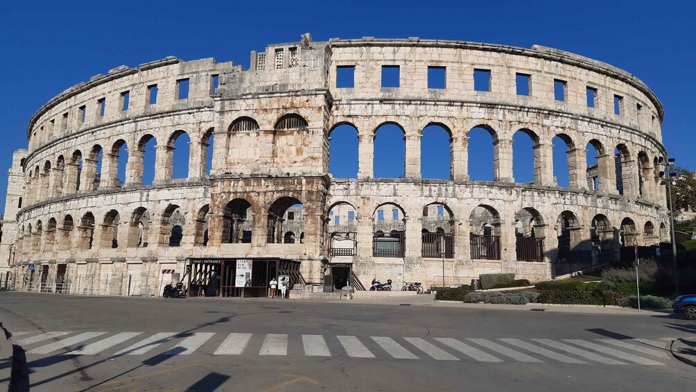 Picture 3 for Activity Pula: Historic Sites Private Walking Tour