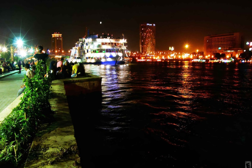 Picture 8 for Activity Cairo: Dinner Cruise on the Nile River with Entertainment