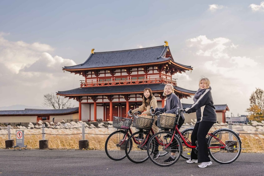 Nara: Explore the birthplace of the country with E-bike