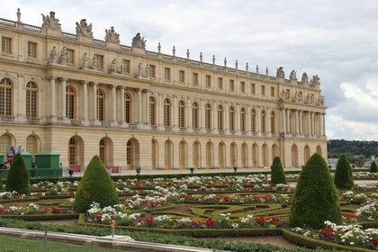 Versailles : Visite guidée privée du jardin et billet d’entrée au palais