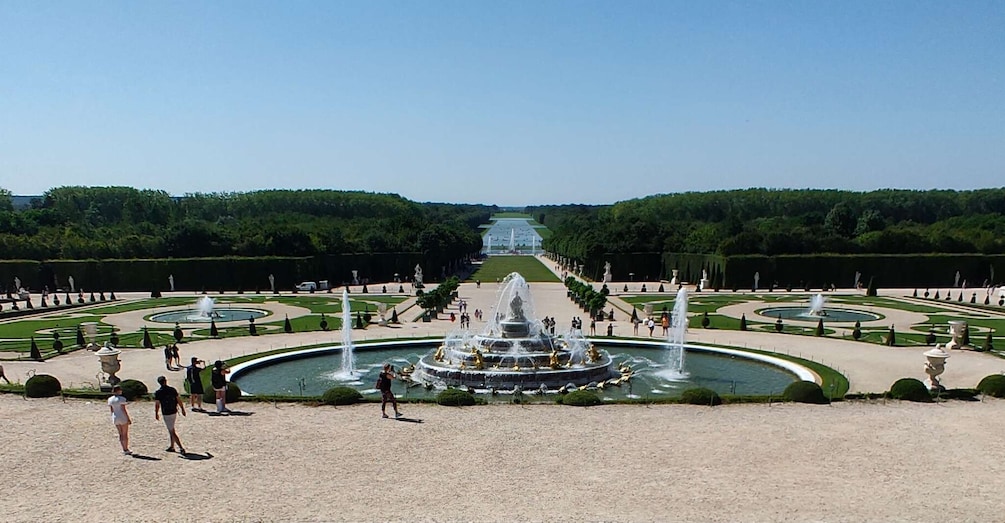 Picture 3 for Activity Versailles: Garden Private Guided Tour & Palace Entry Ticket