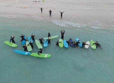 Margaret River Surfing Academy - Group surfing lesson