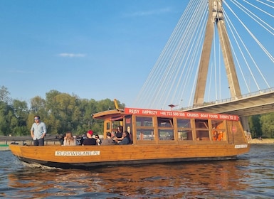 Warsaw: Vistula River Sunset Cruise with Glass of Prosecco