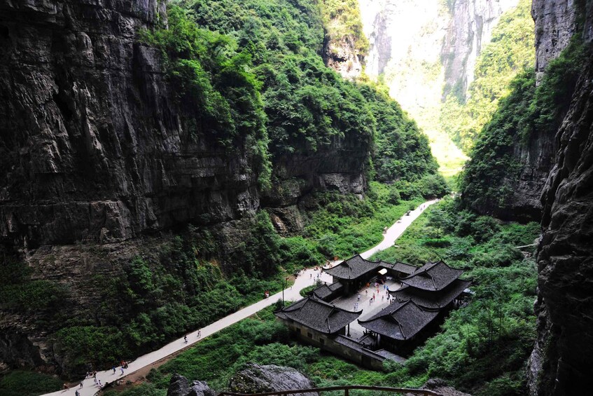 Picture 2 for Activity Chongqing: Wulong Private Day Exploration Tour