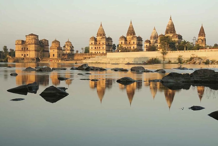 Picture 3 for Activity From Delhi: 2 Days Orchha and Khajuraho Tour