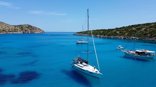 Sailing Mirabello - Elounda Bay from Agios Nikolaos