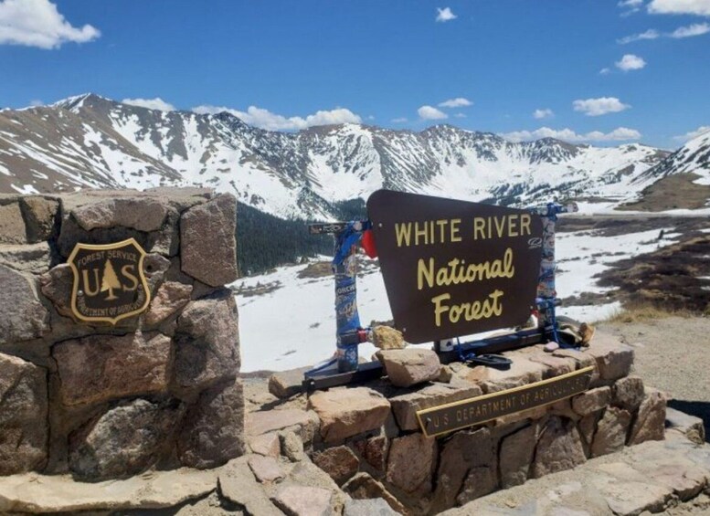 Picture 2 for Activity From Denver: Breckenridge and Rocky Mountains Guided Tour