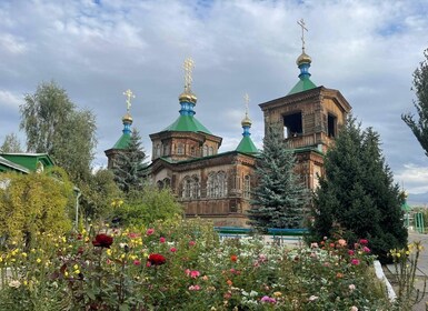 3-Days Tour Around Issyk Kul Lake, Canyons & Stay in Valleys