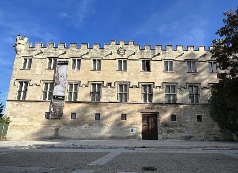 Avignon: All About Avignon Tour