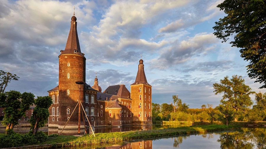 Hoensbroek: Entry Ticket to Hoensbroek Castle