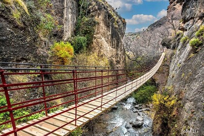 Granada: Excursión guiada de un día en Los Cahorros de Monachil