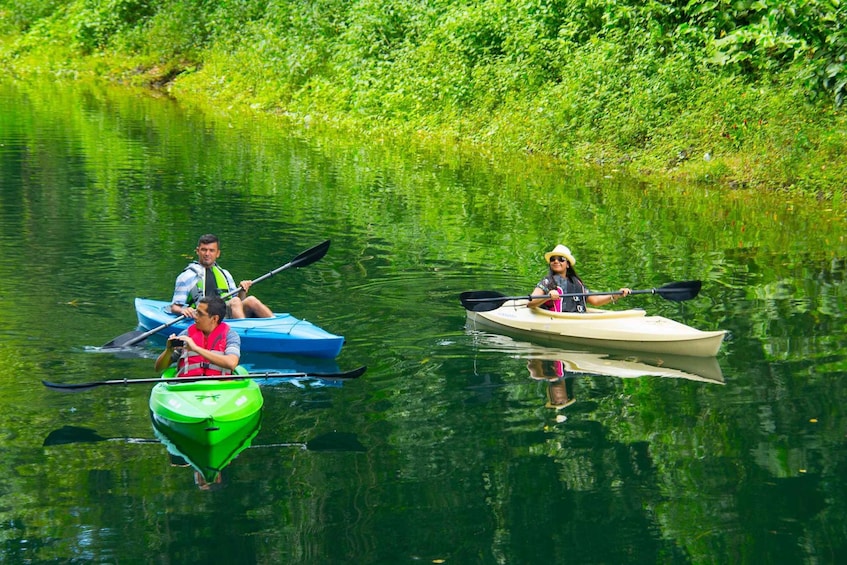 Picture 1 for Activity San Pedro Sula: Yojoa Lake, Waterfall, & Kayak Day Trip
