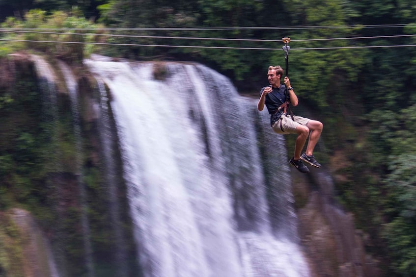 Picture 29 for Activity San Pedro Sula: Yojoa Lake, Waterfall, & Kayak Day Trip
