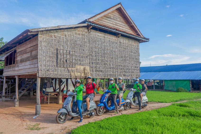 Picture 2 for Activity Siem Reap: Sunset Guided Vespa Tour & Local Villages