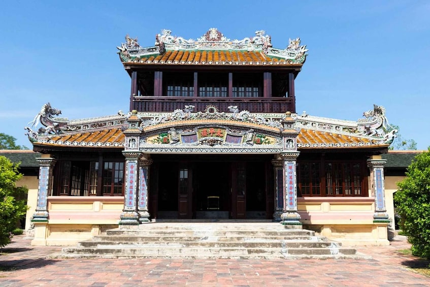 Hue Walking Tour to Imperial Citadel and Forbidden City