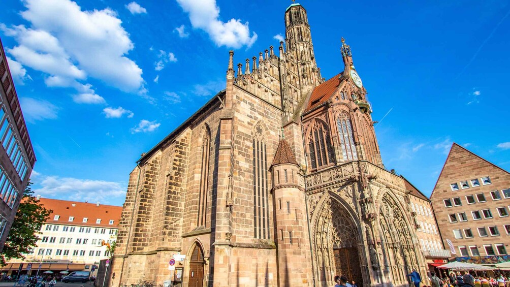 Nuremberg: Art and Culture revealed by a Local