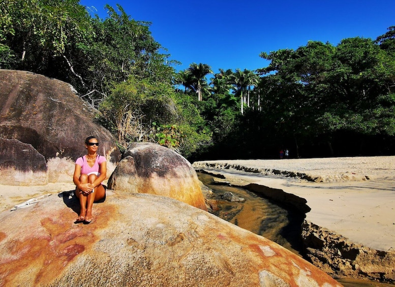 Picture 5 for Activity Ilha Grande: Private Historic Walking Tour with Natural Pool