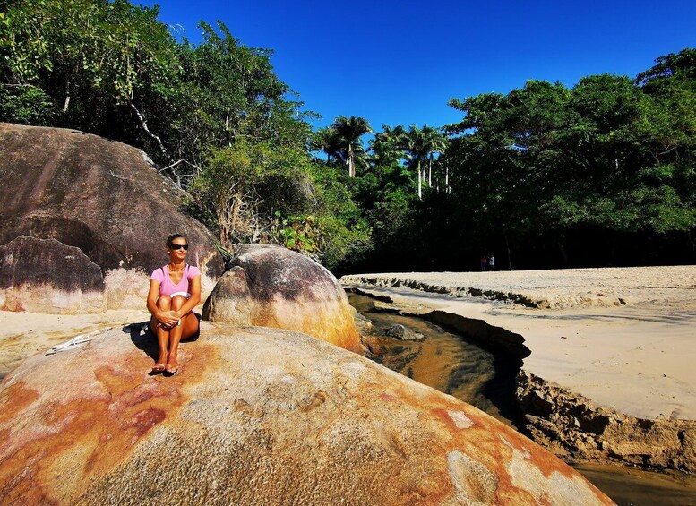 Picture 5 for Activity Ilha Grande: Private Historic Walking Tour with Natural Pool