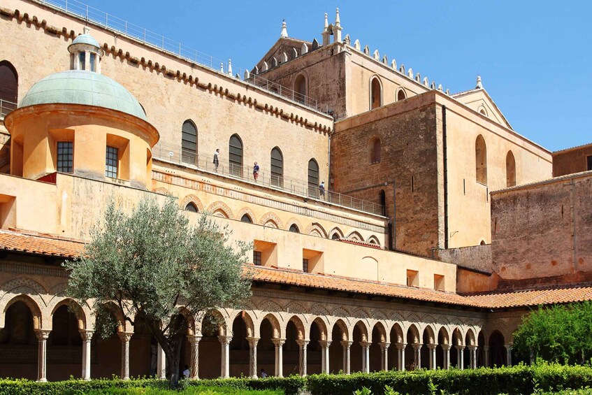 Picture 3 for Activity From Palermo: Monreale and Cefalù Half-Day Trip