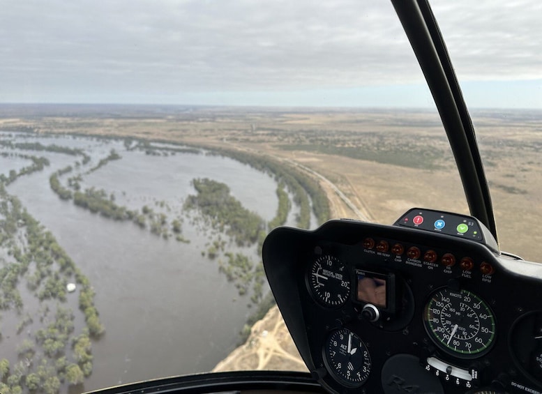 Picture 3 for Activity Lyndoch: Murray River & Barossa Scenic Helicopter Flight