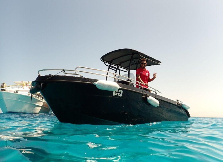 Picture 42 for Activity Hurghada: Private Speedboat Adventure with Snacks & Pick-up