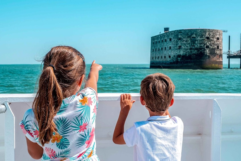 Picture 1 for Activity La Rochelle: Boat trip to Fort Boyard (2h00)