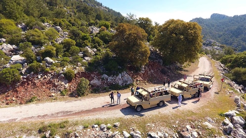 Marmaris Jeep Safari: tour guiado de día completo con almuerzo