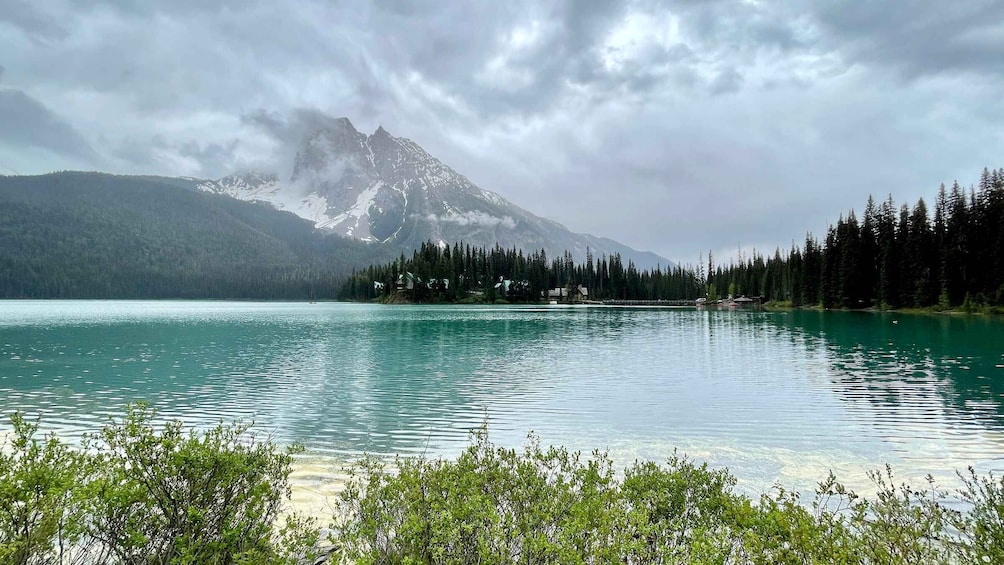 Picture 6 for Activity From Calgary: Banff & Yoho National Parks Private Day Tour