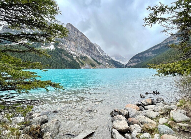 Picture 8 for Activity From Calgary: Banff & Yoho National Parks Private Day Tour