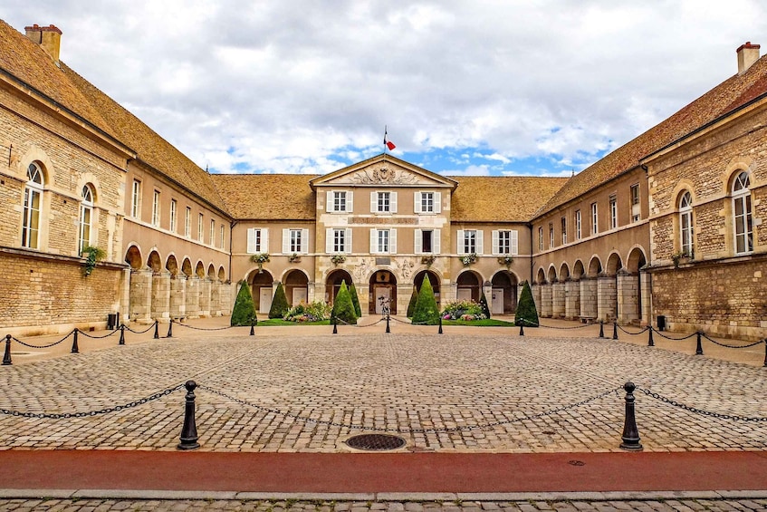 Picture 1 for Activity Beaune - Historic Guided Walking Tour