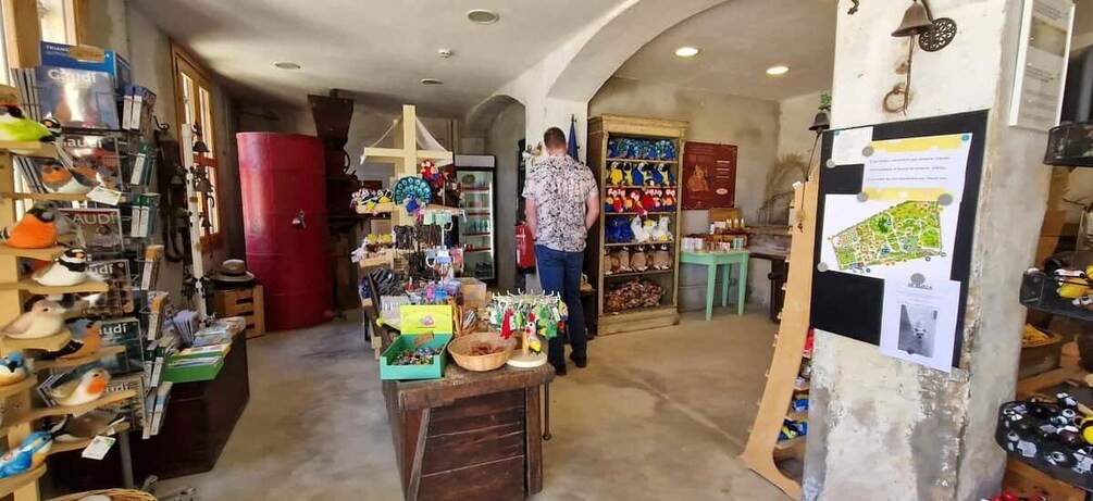 Picture 7 for Activity Salou tours : Park Samá with 1 vermouth tasting&hotel Pickup