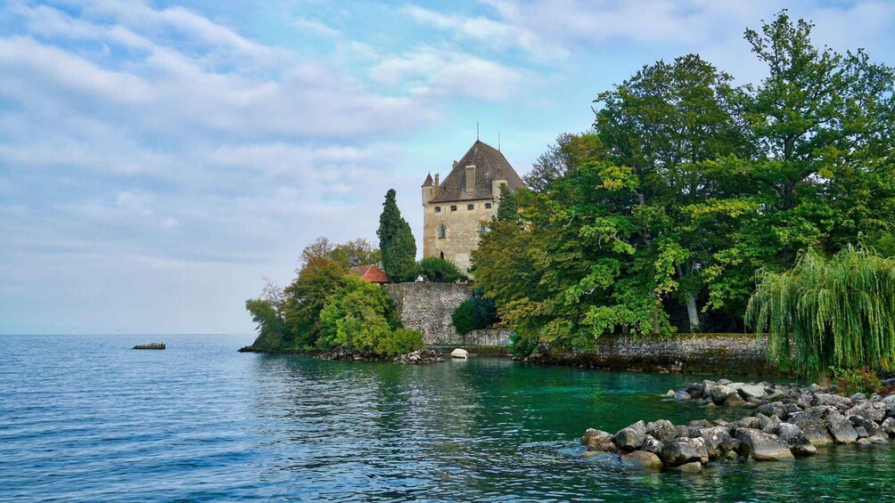 Picture 4 for Activity From Geneva Nyon Prangins Castle Garden Restaurant By E-Bike