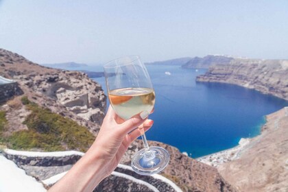 Santorini: visita guiada de vinos con recogida y aperitivos