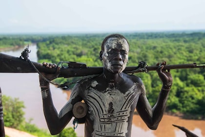 Omo valley Tour: Discover unique 0 century 🕛 tribes culture