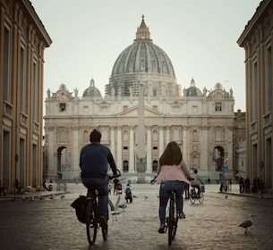 Rome: City Centre E-Bike Tour