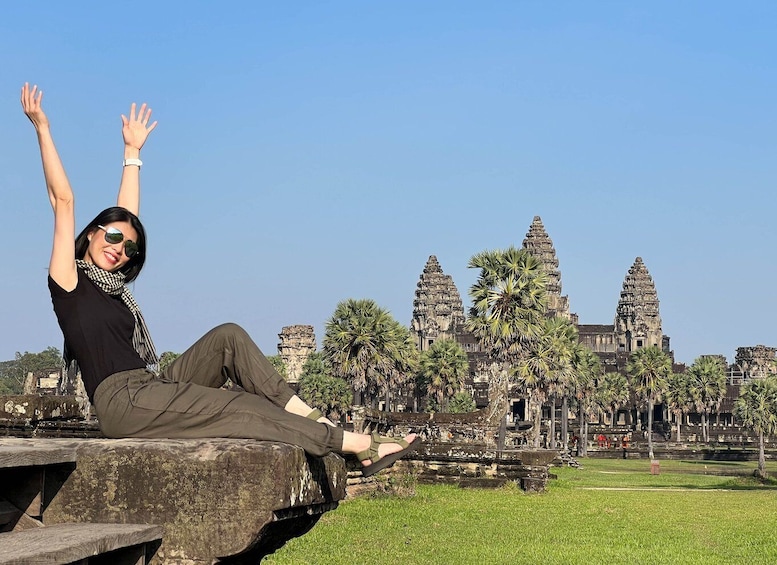 Picture 2 for Activity Siem Reap: Full Day Angkor Wat Temple Experience with Sunset