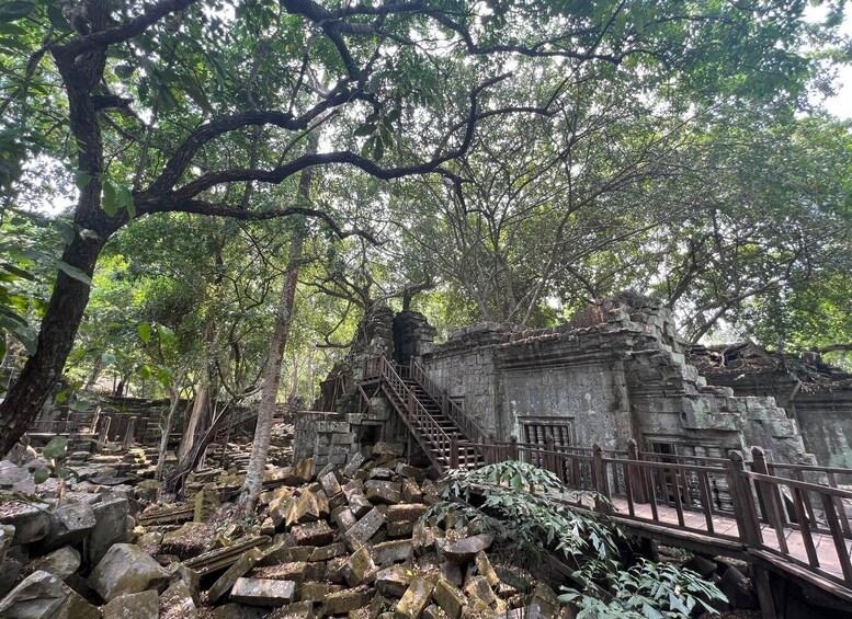 Picture 10 for Activity Private Bonteay Srey, Kbal Spean and Beng Mealear Tour