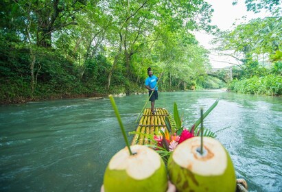 Lethe Bamboo Rafting risteily kokemus Falmouth Hotellit