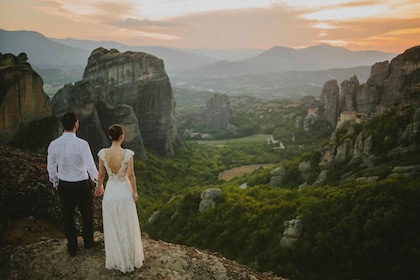 Meteora-Sonnenuntergang mit Fotostopps & zur Höhle des Heiligen Georg