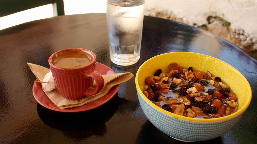 Rethymno: Private Old Town Highlights Tour with Street Food