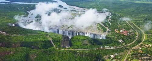 Cascate Vittoria: Tour panoramico di un giorno, pranzo e volo in elicottero