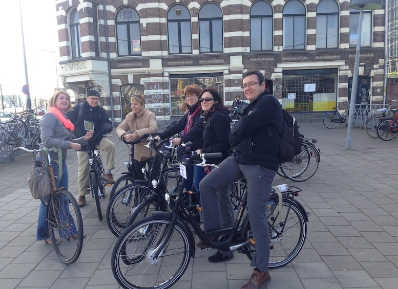 Picture 33 for Activity Amsterdam: Guided City Bike Tour in French
