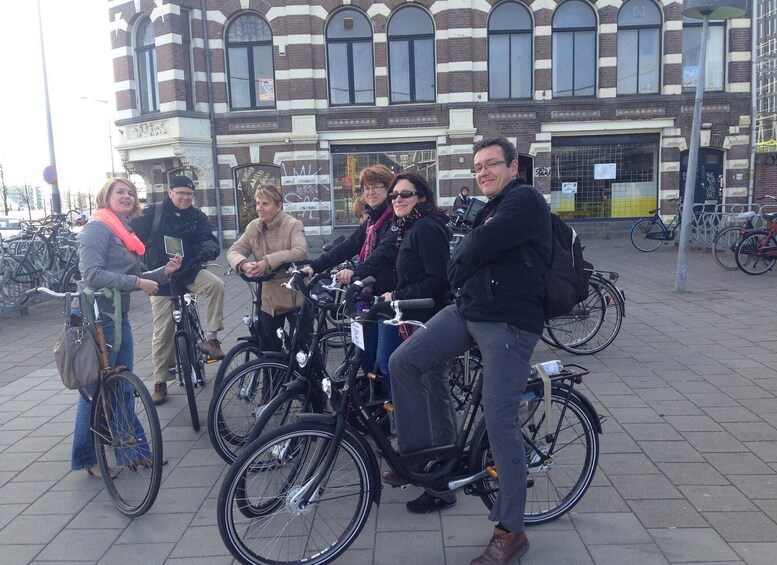 Picture 33 for Activity Amsterdam: Guided City Bike Tour in French