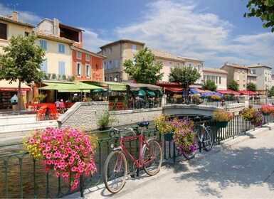 Ein Tag in der Provence: Les Baux de Provence, Saint Rémy und mehr