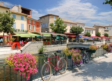 Ein Tag in der Provence: Les Baux de Provence, Saint Rémy und mehr