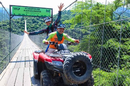 巴亞爾塔港：私人導遊全地形車和滑索組合之旅