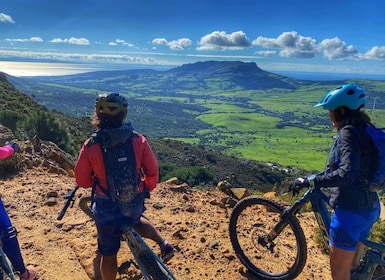 eBike in Tarifa: Guided tours with Electric Mountain Bikes.