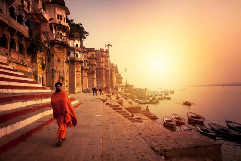 Varanasi 2 days and 1 Night Tour