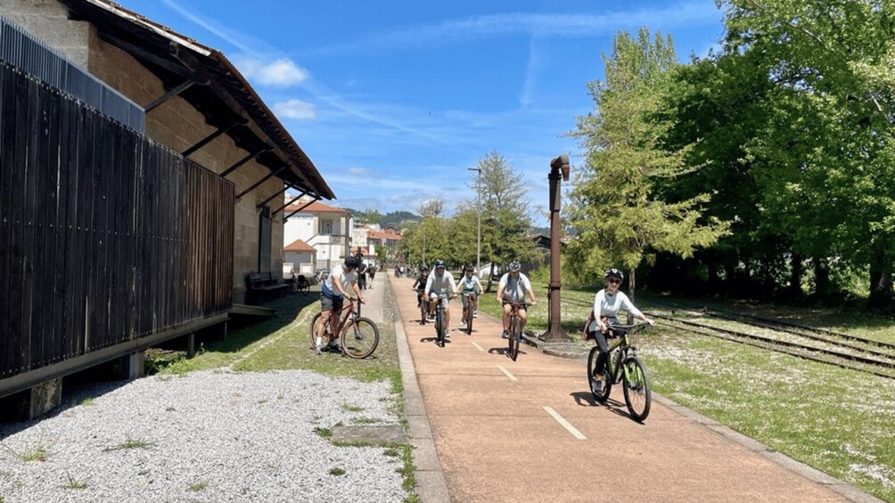 Picture 3 for Activity Rent-a-bike: Explore 40 km of the old Tâmega railway line