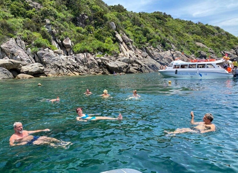 Cham Island Snorkeling tour by Speed Boat From Hoi An/DaNang